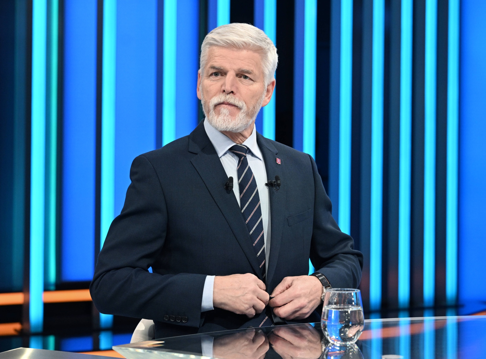 Czeski prezydent-elekt w studiu telewizyjnym 