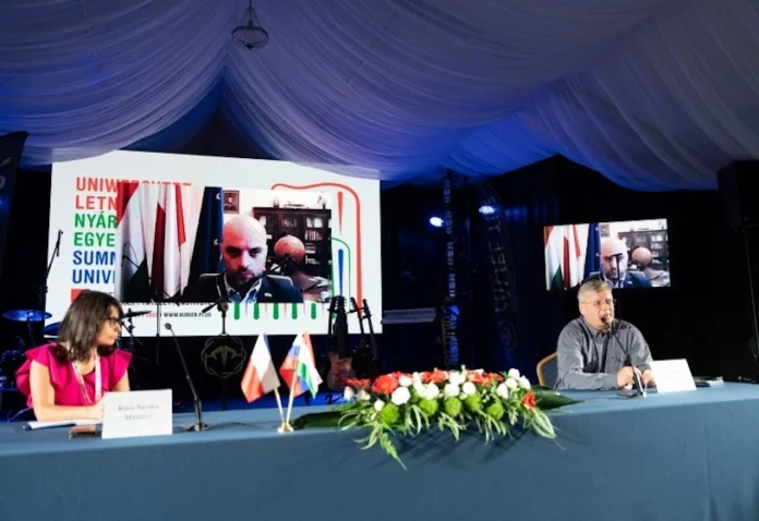 Krasiczyn: Jak poruszać się w świecie dyplomacji foto1
