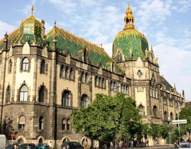 Muzeum Sztuki Użytkowej (Iparművészeti Múzeum)