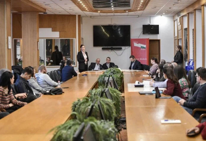 Budujemy mosty metropolitalne i akademickie – wizyta delegacji Instytutu Felczaka na Węgrzech