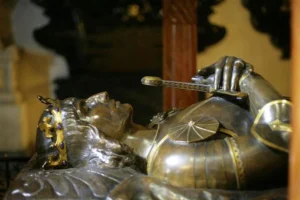 Cenotaf Władysława Warneńczyka w katedrze na Wawelu