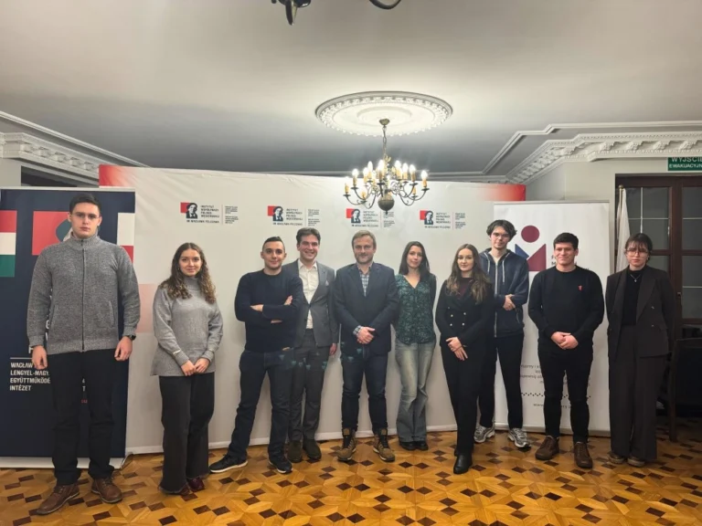 Spotkanie ze studentami Forum Młodych Dyplomatów 4